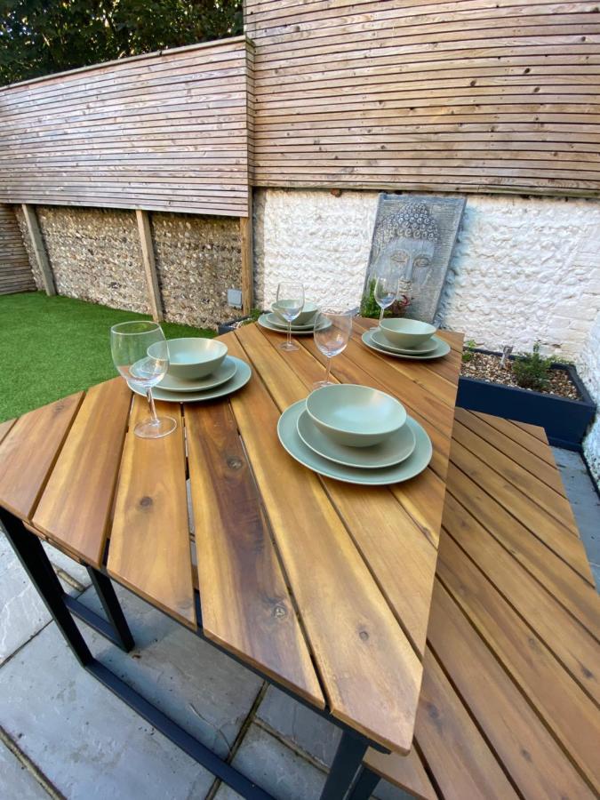 Stylish 2 Bedroom Cottage, Close To Town Centre Worthing Zewnętrze zdjęcie