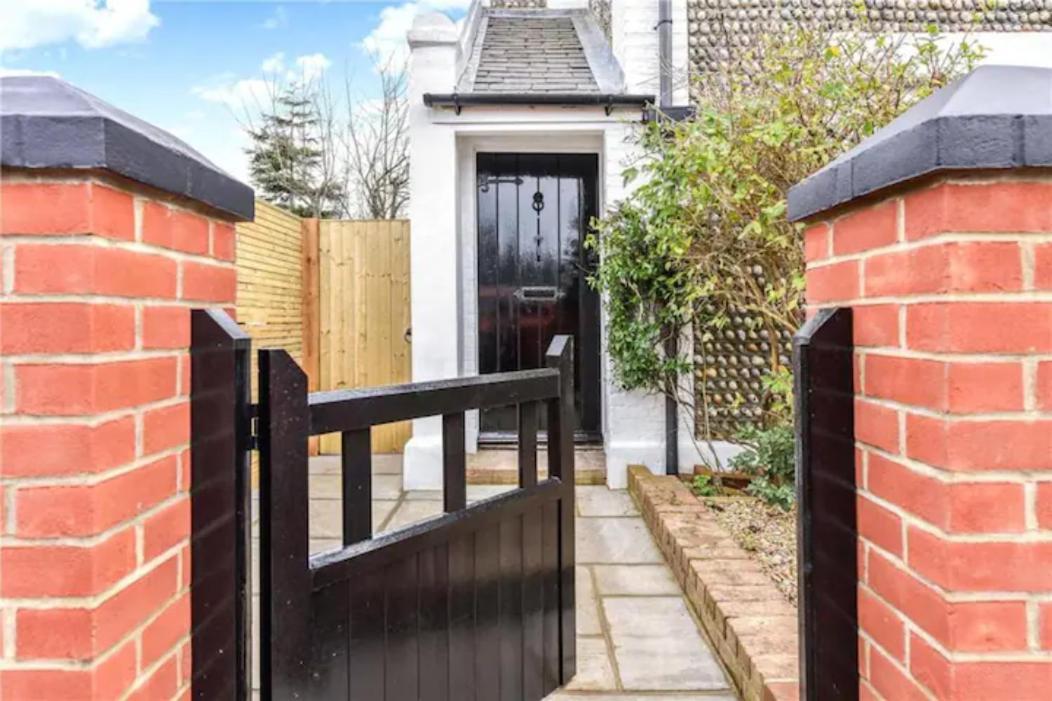 Stylish 2 Bedroom Cottage, Close To Town Centre Worthing Zewnętrze zdjęcie